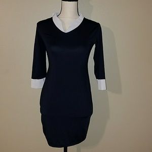 🍬OFFERS🍬 Navy and white bodycon dress